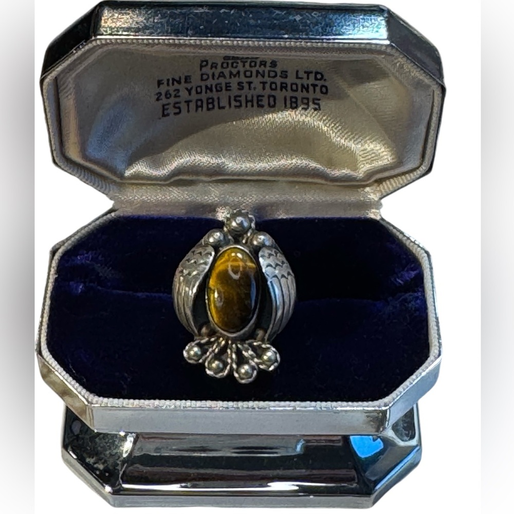 Vintage handmade Navajo sterling silver Eagle ring with tiger eye